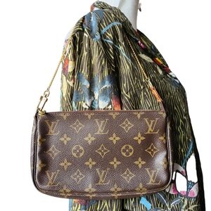 Louis Vuitton LV Monogram Pochette Accessoires Shoulder Bag With Gold Chain